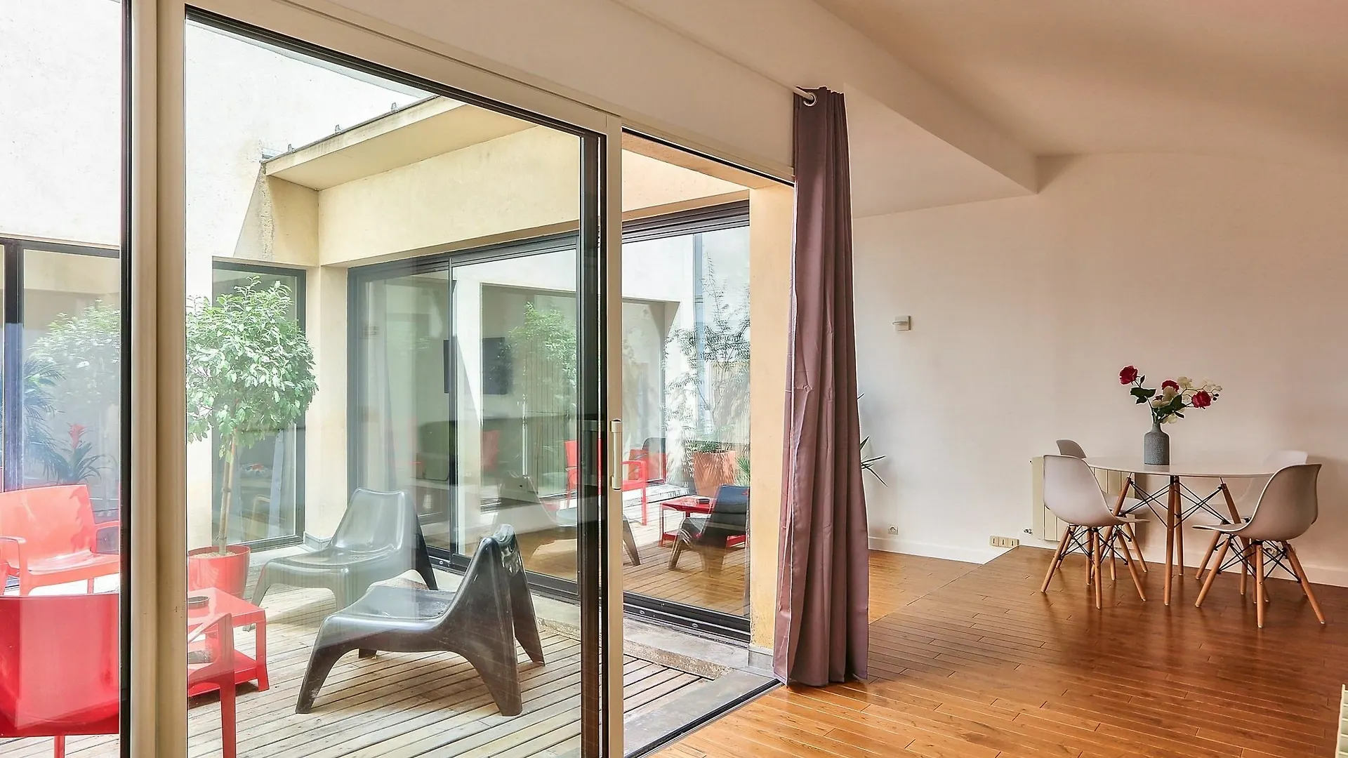 Apartment La Villa Harmonie Paris France